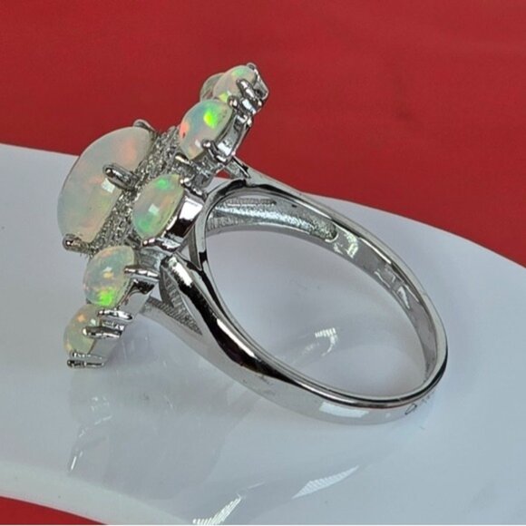 925 Sterling Silver Ring 8.5 with Natural White Opal Gem - Picture 7 of 11